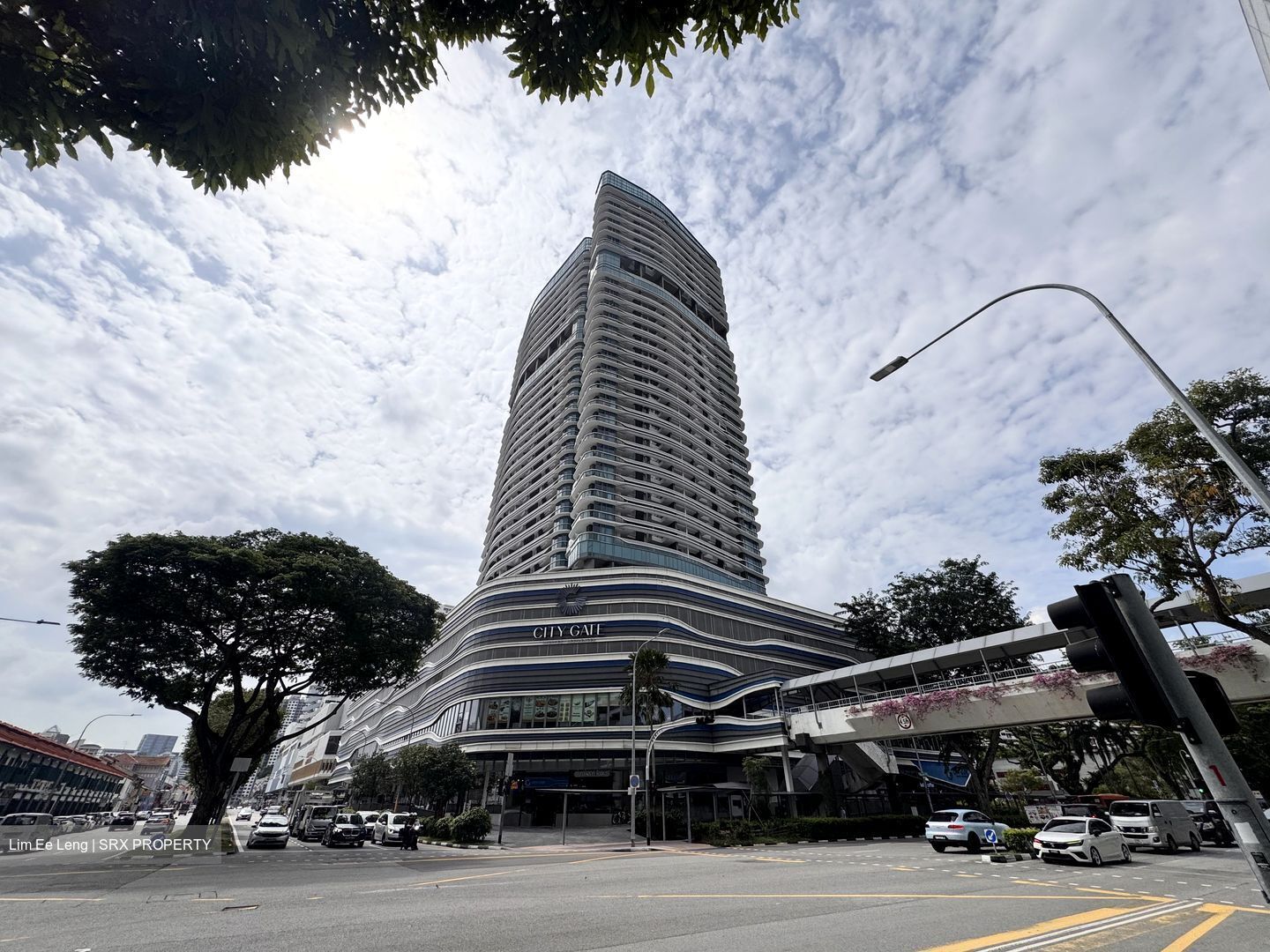 City Gate (D7), Retail #569779821